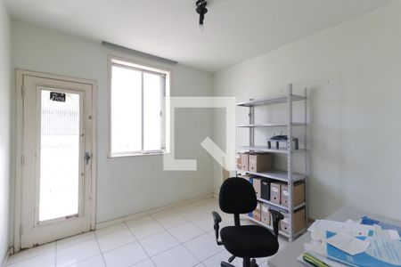 Casa à venda com 450m², 5 quartos e 3 vagas Casa à venda com 450m², 5 quartos e 3 vagasQuarto 4