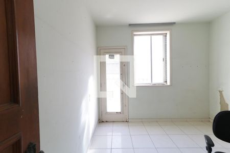 Casa à venda com 450m², 5 quartos e 3 vagas Casa à venda com 450m², 5 quartos e 3 vagasQuarto 4