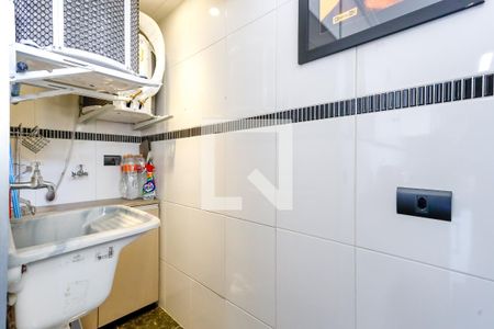 Apartamento à venda com 68m², 3 quartos e 1 vagaÁrea de Serviço