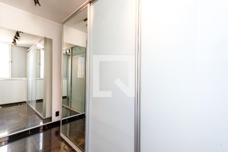 Apartamento à venda com 68m², 3 quartos e 1 vagaQuarto 2