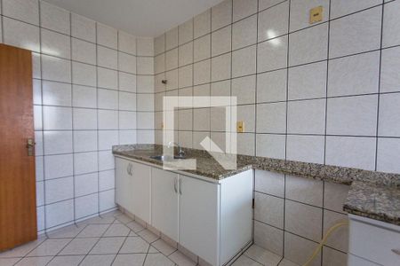 Apartamento para alugar com 120m², 2 quartos e 1 vaga Apartamento para alugar com 120m², 2 quartos e 1 vagaCozinha