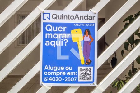 Casa à venda com 155m², 4 quartos e 2 vagas Casa à venda com 155m², 4 quartos e 2 vagasPlaca