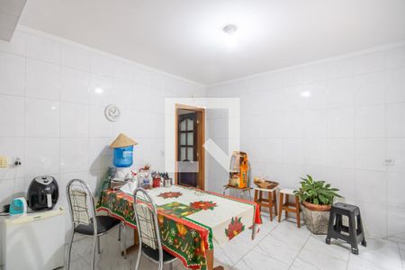 Casa à venda com 155m², 4 quartos e 2 vagas Casa à venda com 155m², 4 quartos e 2 vagasCozinha