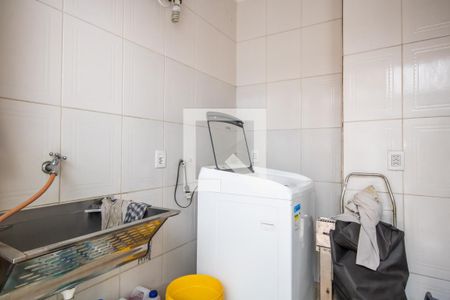 Casa à venda com 155m², 4 quartos e 2 vagas Casa à venda com 155m², 4 quartos e 2 vagasÁrea de Serviço