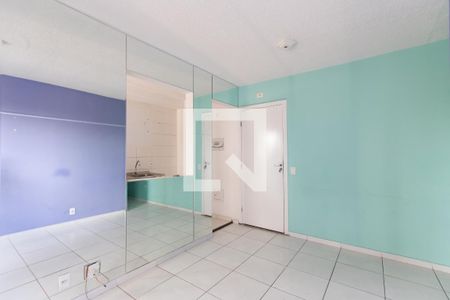 Sala  de apartamento para alugar com 2 quartos, 48m² em Vila Curuçá Velha, São Paulo