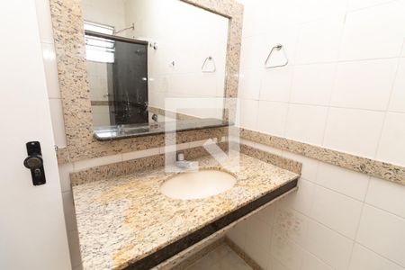 Casa de condomínio para alugar com 70m², 3 quartos e 1 vaga Casa de condomínio para alugar com 70m², 3 quartos e 1 vagaBanheiro