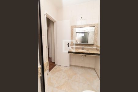 Casa de condomínio para alugar com 70m², 3 quartos e 1 vaga Casa de condomínio para alugar com 70m², 3 quartos e 1 vagaBanheiro