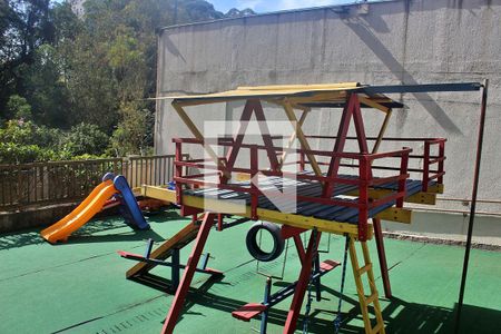 Apartamento para alugar com 48m², 2 quartos e 1 vaga Apartamento para alugar com 48m², 2 quartos e 1 vagaÁrea Comum - Playground