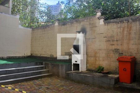 Apartamento para alugar com 48m², 2 quartos e 1 vaga Apartamento para alugar com 48m², 2 quartos e 1 vagaÁrea comum - Churrasqueira