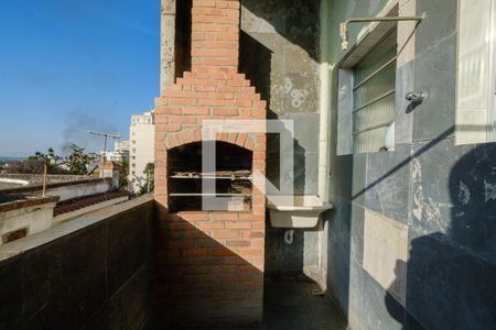 Casa de condomínio à venda com 170m², 4 quartos e 1 vaga Casa de condomínio à venda com 170m², 4 quartos e 1 vagaTerraço