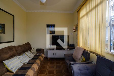 Casa de condomínio para alugar com 170m², 4 quartos e 1 vagaSala