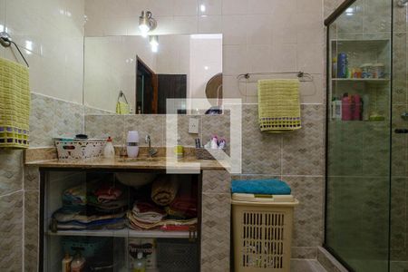 Casa de condomínio à venda com 170m², 4 quartos e 1 vaga Casa de condomínio à venda com 170m², 4 quartos e 1 vagaBanheiro Social