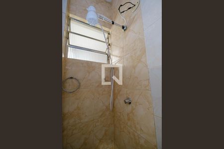 Casa de condomínio à venda com 170m², 4 quartos e 1 vaga Casa de condomínio à venda com 170m², 4 quartos e 1 vagaBanheiro 3