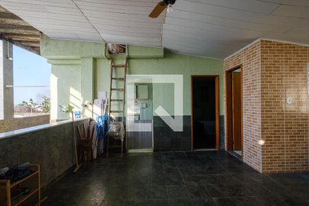 Casa de condomínio à venda com 170m², 4 quartos e 1 vaga Casa de condomínio à venda com 170m², 4 quartos e 1 vagaTerraço