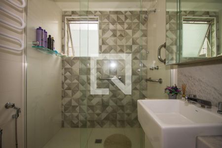 Apartamento à venda com 191m², 3 quartos e 1 vagaBanheiro da Suíte