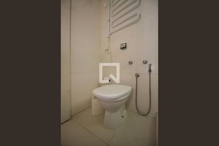 Apartamento à venda com 191m², 3 quartos e 1 vagaBanheiro da Suíte