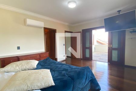 Casa de condomínio à venda com 500m², 4 quartos e 6 vagasSuíte 1