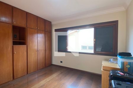 Casa de condomínio à venda com 500m², 4 quartos e 6 vagasQuarto 4