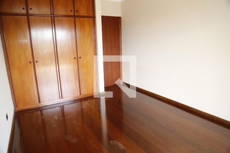 Casa à venda com 500m², 4 quartos e 4 vagasQuarto 2