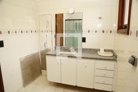 Casa à venda com 500m², 4 quartos e 4 vagasBanheiro Social