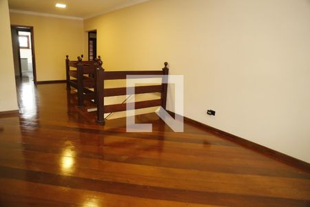 Casa à venda com 500m², 4 quartos e 4 vagasCorredor