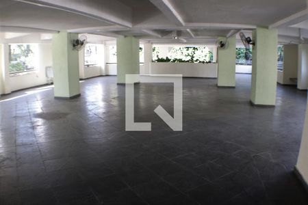 Apartamento à venda com 65m², 2 quartos e 1 vagaÁrea comum - Salão de festas