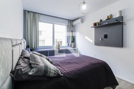 Quarto 1 de apartamento para alugar com 2 quartos, 75m² em São João, Porto Alegre