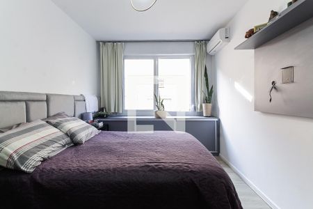 Quarto 1 de apartamento para alugar com 2 quartos, 75m² em São João, Porto Alegre