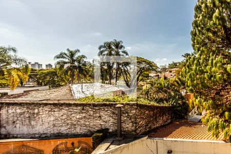 Casa à venda com 352m², 4 quartos e 4 vagasVista