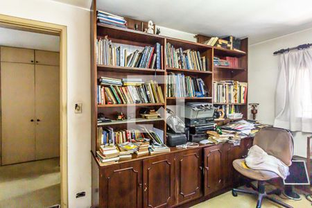 Casa à venda com 352m², 4 quartos e 4 vagasQuarto 4