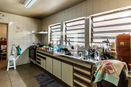 Casa à venda com 352m², 4 quartos e 4 vagasCozinha