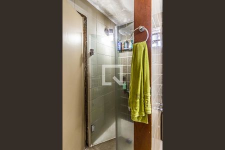 Casa à venda com 352m², 4 quartos e 4 vagasBanheiro