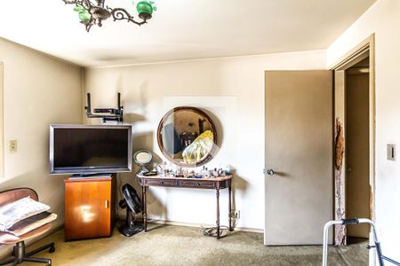 Casa à venda com 352m², 4 quartos e 4 vagasQuarto 1