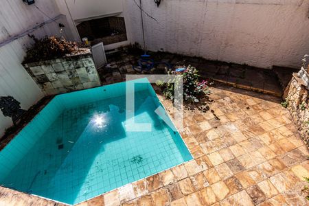 Casa à venda com 352m², 4 quartos e 4 vagasVista