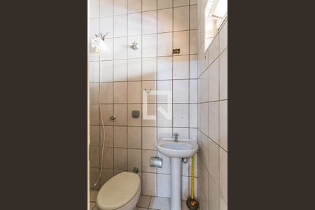 Casa para alugar com 146m², 2 quartos e 2 vagas Casa para alugar com 146m², 2 quartos e 2 vagasBanheiro de Serviço