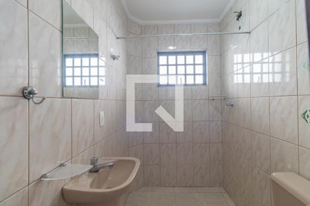 Banheiro de casa para alugar com 1 quarto, 58m² em Vila Madalena , São Paulo