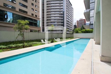 Apartamento à venda com 48m², 1 quarto e 1 vaga Apartamento à venda com 48m², 1 quarto e 1 vagaÁrea comum - Piscina