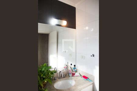 Apartamento à venda com 190m², 3 quartos e 1 vaga Apartamento à venda com 190m², 3 quartos e 1 vagaBanheiro da Suíte 2