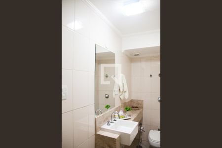 Apartamento à venda com 190m², 3 quartos e 1 vaga Apartamento à venda com 190m², 3 quartos e 1 vagaLavabo