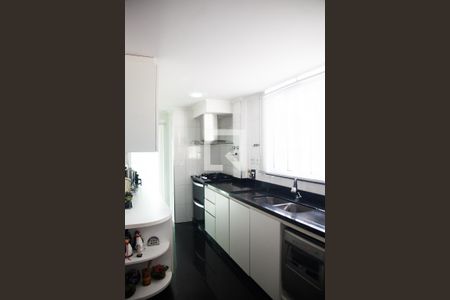 Apartamento à venda com 190m², 3 quartos e 1 vaga Apartamento à venda com 190m², 3 quartos e 1 vagaCozinha