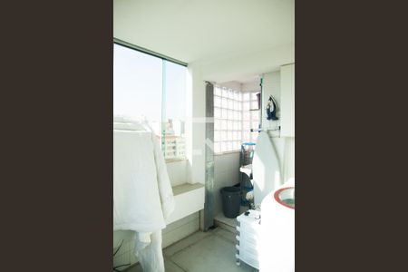 Apartamento à venda com 190m², 3 quartos e 1 vaga Apartamento à venda com 190m², 3 quartos e 1 vagaÁrea de Serviço