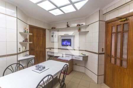 Apartamento à venda com 137m², 3 quartos e 2 vagasCozinha