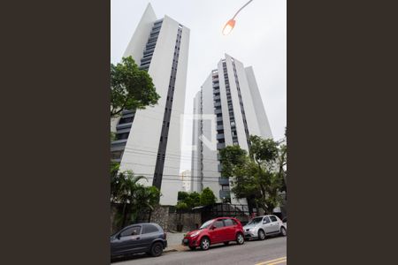 Apartamento à venda com 137m², 3 quartos e 2 vagasFachada