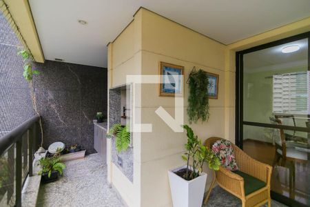 Apartamento à venda com 215m², 3 quartos e 4 vagasVaranda da Sala