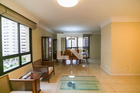 Apartamento à venda com 215m², 3 quartos e 4 vagasSala