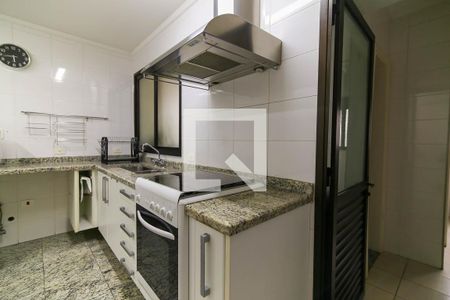 Apartamento à venda com 215m², 3 quartos e 4 vagasCozinha