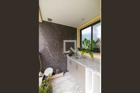 Apartamento à venda com 215m², 3 quartos e 4 vagasVaranda da Sala