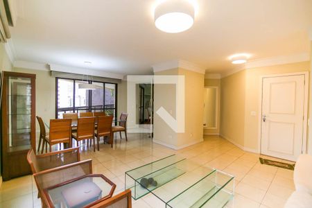 Apartamento à venda com 215m², 3 quartos e 4 vagasSala