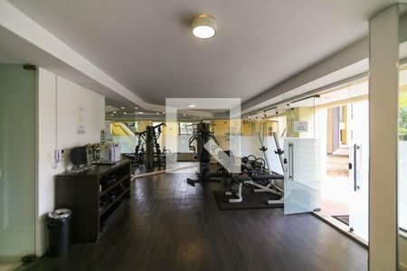 Apartamento à venda com 215m², 3 quartos e 4 vagasÁrea comum - Academia