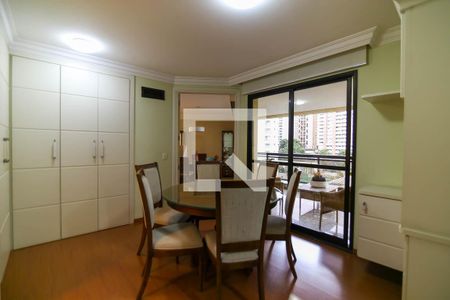 Apartamento à venda com 215m², 3 quartos e 4 vagasSala de Jantar